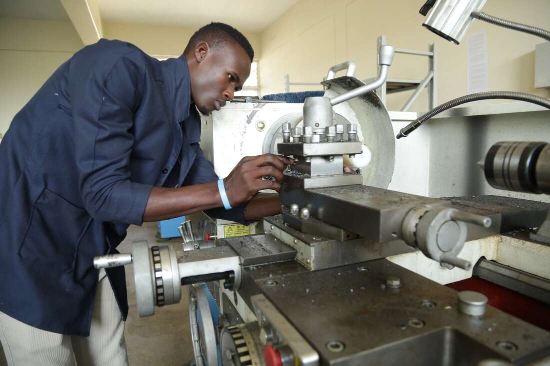 Linkages that bridge industry skills gap - Vimarsana News