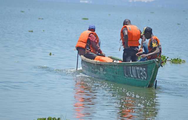 How Kenya coast guards are confronting illegal fishing on Lake Naivasha - Vimarsana News