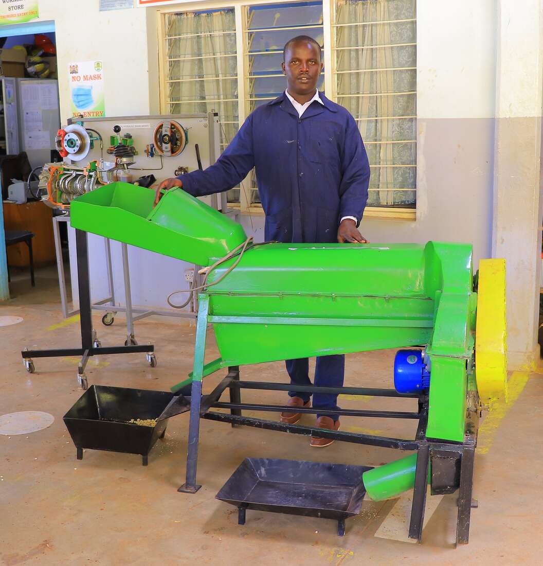 Artisan targets farmers with maize grinder - Vimarsana News