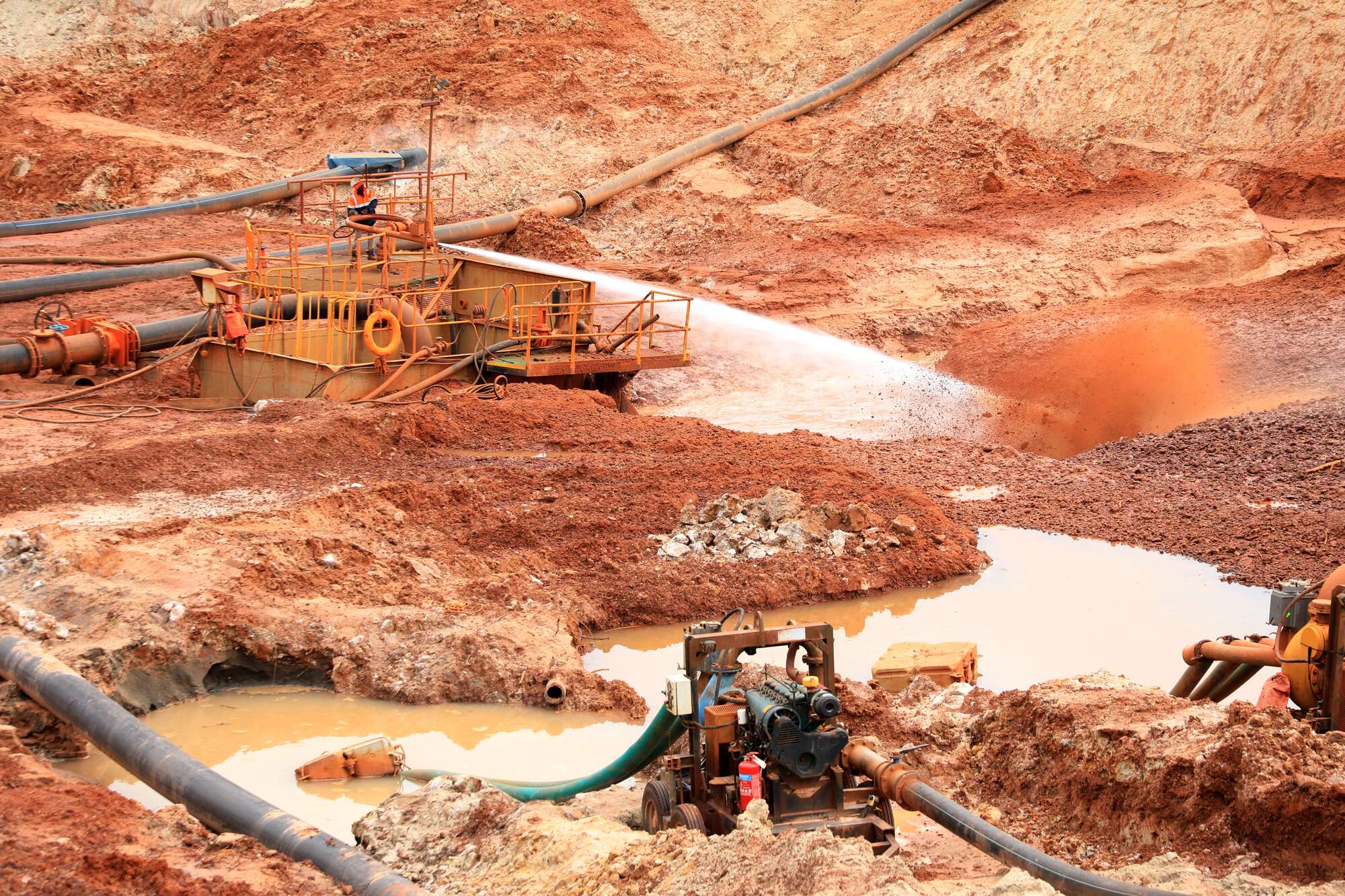 Kenya lays ground to lift mineral exploration freeze - Vimarsana News