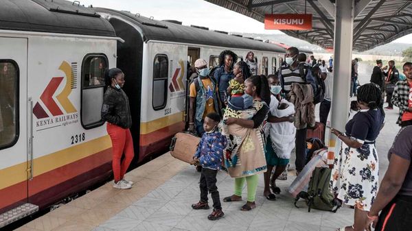 Train Kmi Corporate - Business Daily