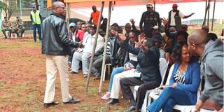 DNMetropolitanAGM2904b