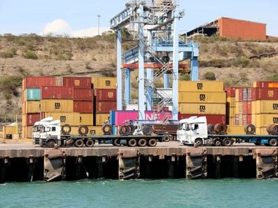 Transporters seek 122pc jump in shipment fee on Mombasa-Kampala route