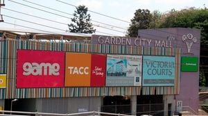 DNGardenCityMall1502a