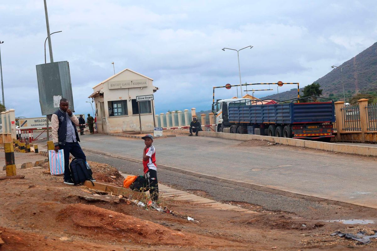 Tanzanie s'apprête à imposer une couverture obligatoire pour les visiteurs alors que le Kenya traîne