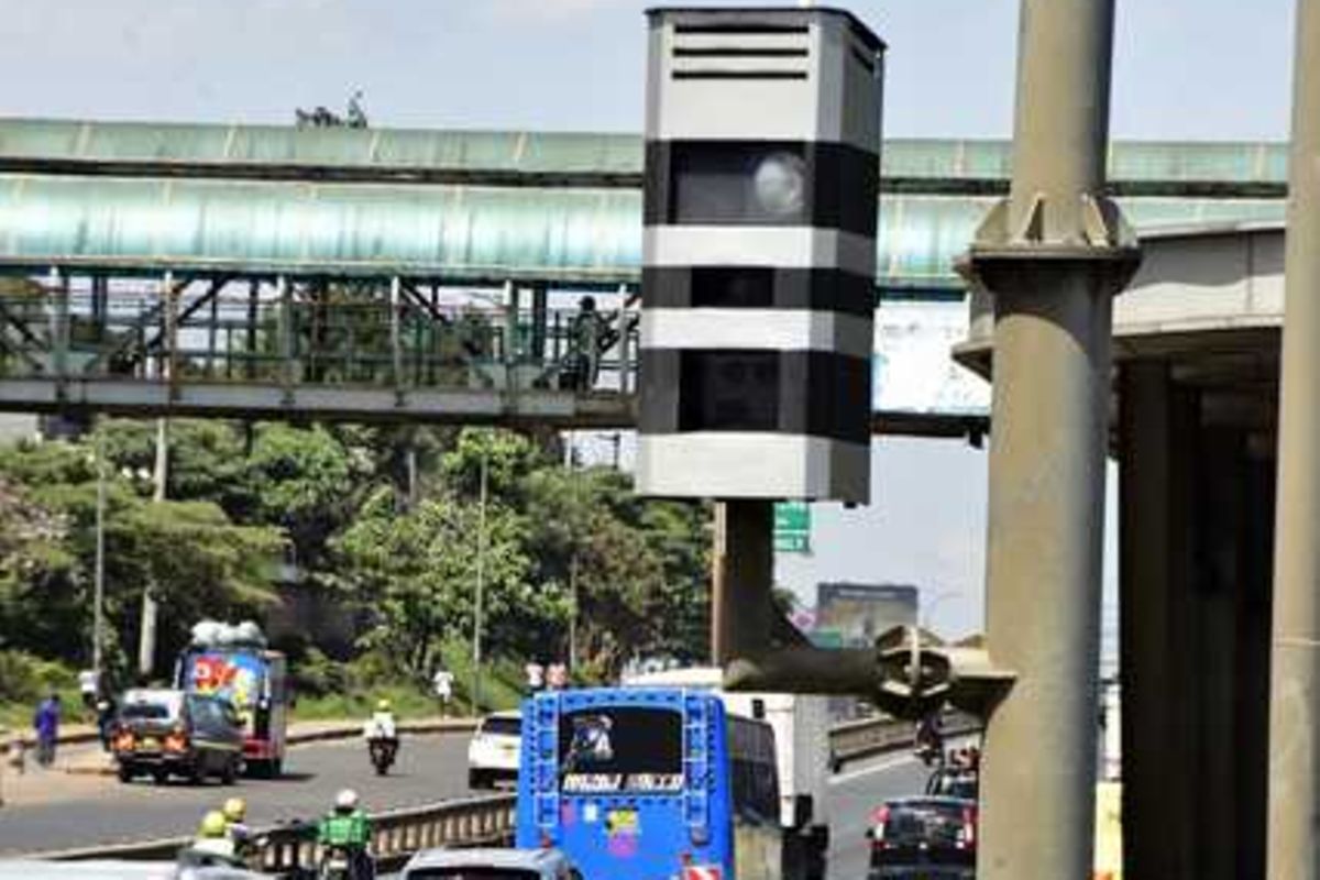Améliorer l'utilisation des radars de vitesse numériques pour la circulation