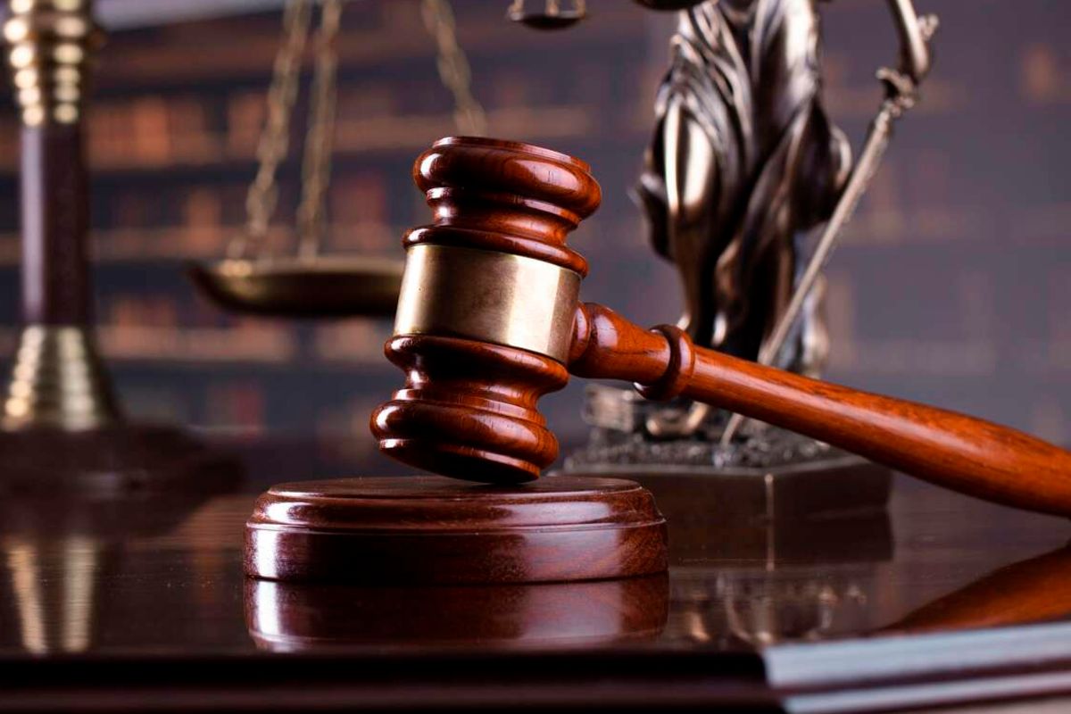La Cour annule le transfert de personnel à court préavis